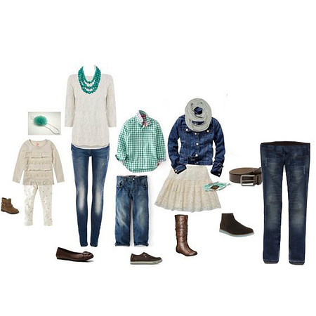 Family Portraits by What to Wear Guide
