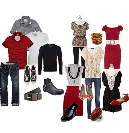 Family Portraits by What to Wear Guide