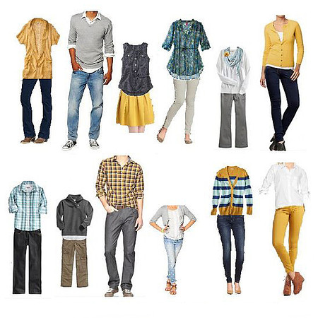 Family Portraits by What to Wear Guide