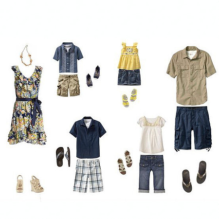 Family Portraits by What to Wear Guide