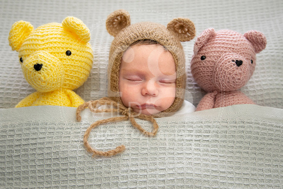 Newborn Photography by Linda Wild | PERTH
