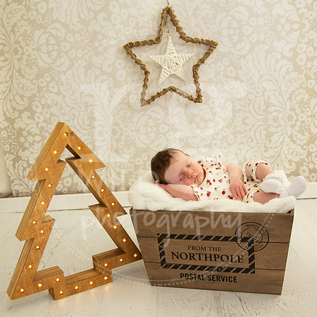 Newborn Photography by Linda Wild | PERTH