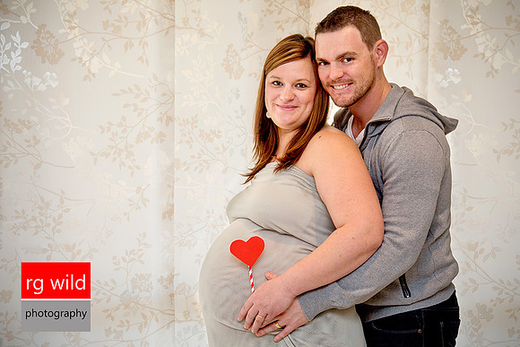 Maternity Portraits by Linda Wild, RG Wild Photography | PERTH