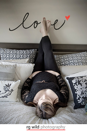 Maternity Portraits by Linda Wild, RG Wild Photography | PERTH